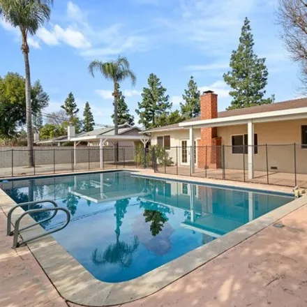 Image 3 - Alley 87459, Los Angeles, CA 91405, USA - House for sale