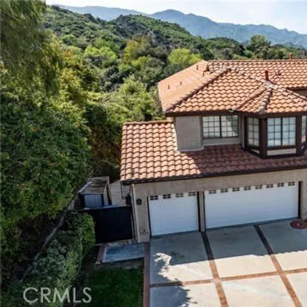 Buy this 6 bed house on 24141 Mentry Drive in Santa Clarita, CA 91321