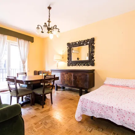 Rent this 6 bed room on Calle de la Colegiata in 9, 28012 Madrid