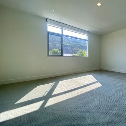 Image 7 - 11715 W Bellagio Rd Unit 202, Los Angeles, California, 90049 - House for rent