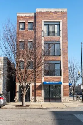 Rent this 3 bed condo on 3465 South Lituanica Avenue in Chicago, IL 60608