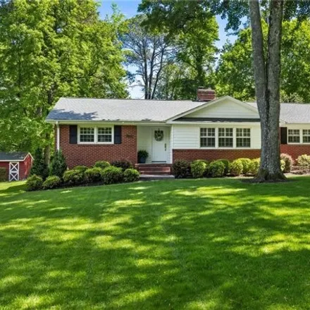 Buy this 3 bed house on 7658 Cherokee Road in Stratford Hills, Richmond
