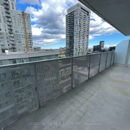 Image 5 - Le Beau, Dundas Street East, Old Toronto, ON M5A 2B7, Canada - Apartment for rent