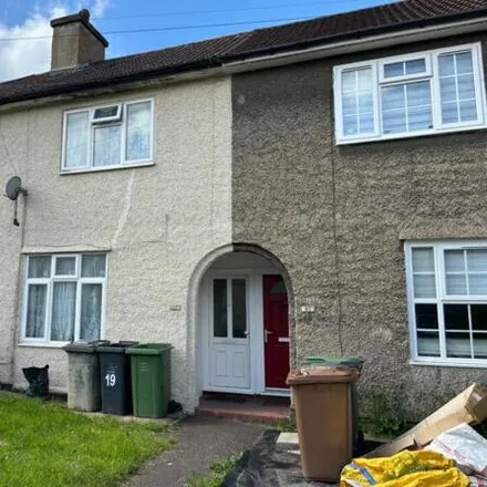 Buy this 2 bed townhouse on Camlan Road in London, BR1 5LU