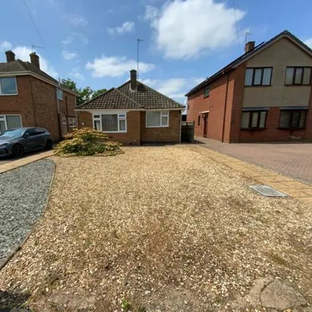 Buy this 2 bed house on Alwyn Road in Bilton, CV22 7RD