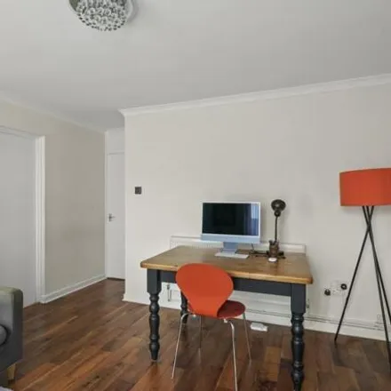 Image 7 - 327 Hornsey Road, London, N4 3GY, United Kingdom - Apartment for sale