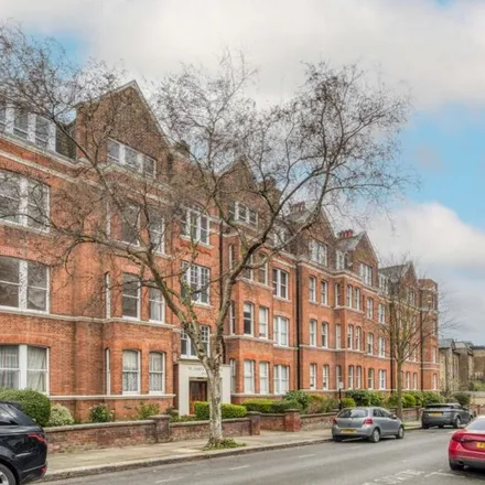 Rent this 4 bed apartment on 16 Hilltop Road in London, NW6 2PY