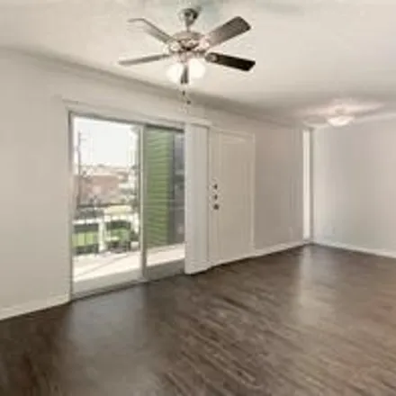 Image 3 - 2900 Cole Street, Austin, TX 78705, USA - Apartment for rent