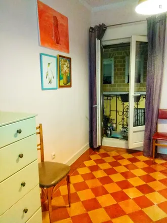 Rent this 2 bed apartment on Madrid in Calle de Antonia Calas, 8