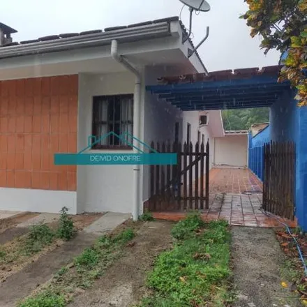 Rent this 4 bed house on Rua Tocantins in Massaguaçú, Caraguatatuba - SP