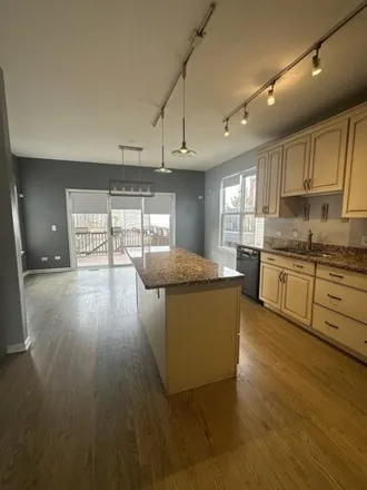Image 4 - 4516 West Hutchinson Street, Chicago, IL 60641, USA - House for rent