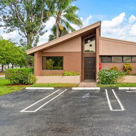 Rent this 3 bed condo on 178 Sparrow Drive in Royal Palm Beach, Palm Beach County