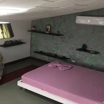 Rent this 1 bed house on Colón in Distrito Colón, Panama