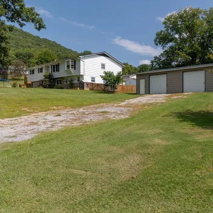 Image 3 - 168 Lee Street, Weber City, Scott County, VA 24290, USA - House for sale