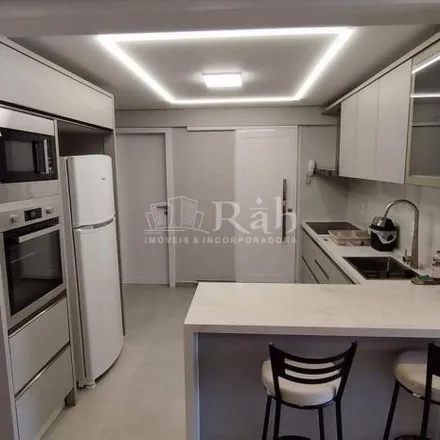 Rent this 3 bed apartment on Fares Comida Árabe in Rua 51 51, Centro