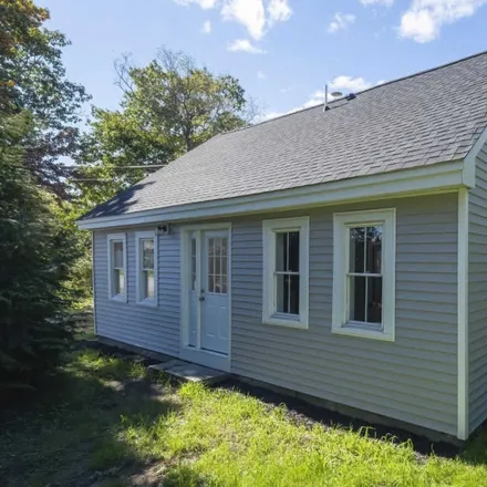 Buy this 3 bed house on 86 Washington Road in Waldoboro, 04572