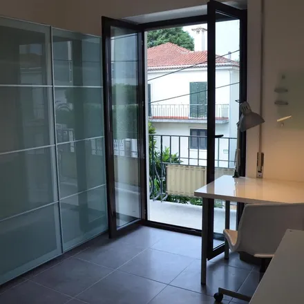 Rent this 6 bed apartment on Rua Teixeira de Carvalho 41 in 3000-396 Coimbra, Portugal