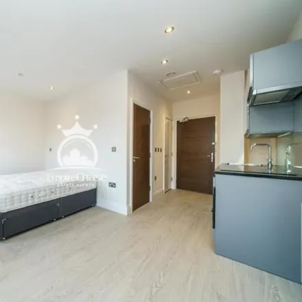 Image 2 - Carnegie House, 21 Peterborough Road, Greenhill, London, HA1 2BQ, United Kingdom - Apartment for rent