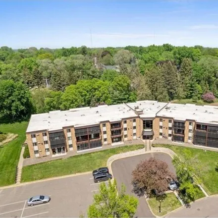 Buy this 2 bed condo on Park View Terrace Condominium in Oxford Street North, Roseville