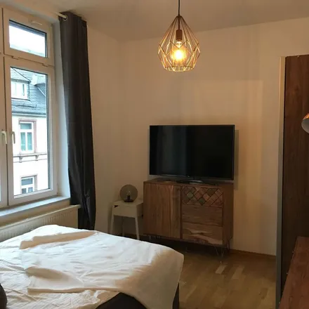 Rent this 1 bed apartment on Parkhaus Am Gericht in Heiligkreuzgasse, 60313 Frankfurt