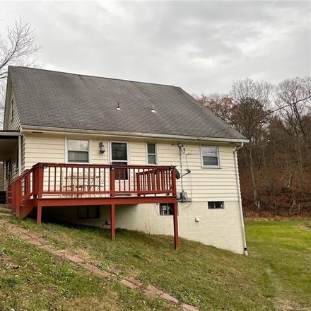 Rent this 3 bed house on Twin Creek Ln in Freedom, PA