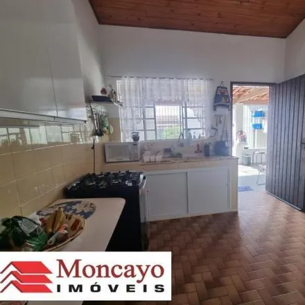 Buy this 2 bed house on Rua João Nunes Siqueira in Praia das Palmeiras, Caraguatatuba - SP