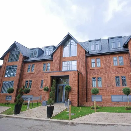 Rent this 3 bed apartment on The Grove in Manchester, M20 2RG