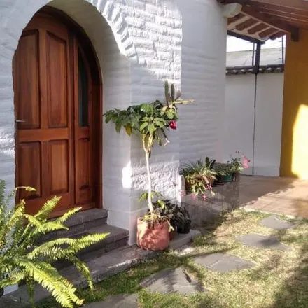 Buy this 3 bed house on Jorge Icaza in 170803, Conocoto