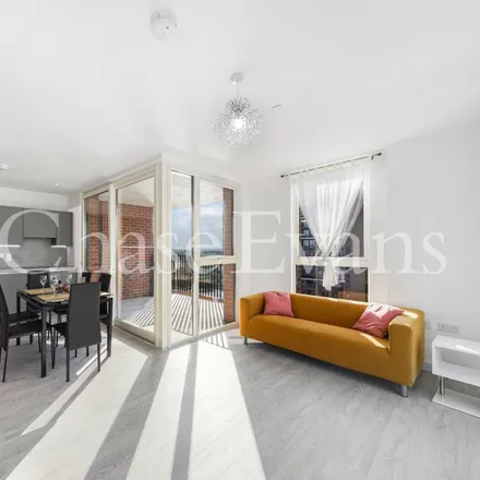 Image 4 - Moorhen Drive, The Hyde, London, NW9 7FF, United Kingdom - Apartment for rent