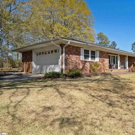 Image 2 - 87 Burns Circle, Laurens County, SC 29360, USA - House for sale