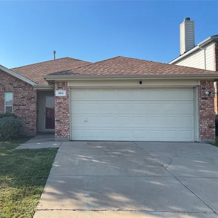 Buy this 3 bed house on 1011 Cedarbrook Drive in Grand Prairie, TX 75052