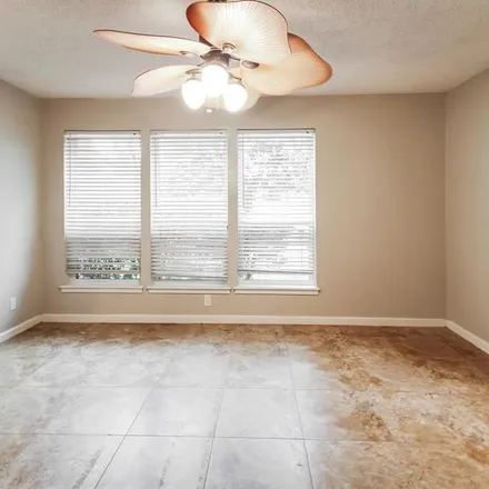 Image 4 - 13576 Holston Hills Drive, Harris County, TX 77069, USA - Apartment for rent