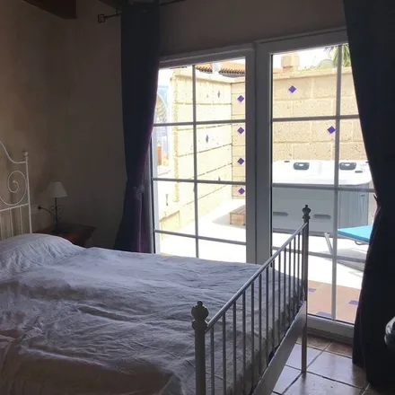 Rent this 4 bed house on Arona in Santa Cruz de Tenerife, Spain