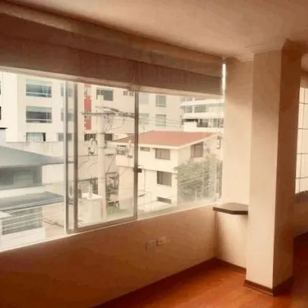 Buy this 3 bed apartment on Corporación Adventista / Radio Nuevo Tiempo in Mariano Paredes N72-49, 170310
