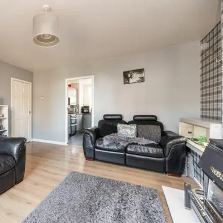 Image 3 - 28 Forth View Crescent, Danderhall, EH22 1ND, United Kingdom - Apartment for sale