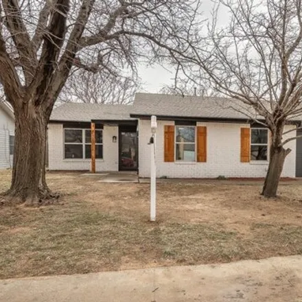 Buy this 3 bed house on 6123 38th Street in Lubbock, TX 79407