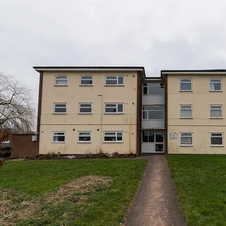 Rent this 2 bed apartment on Weaver Place in Newcastle-under-Lyme, ST5 4BQ
