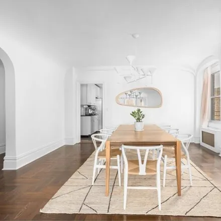 Image 5 - 161 West 75th Street, New York, NY 10023, USA - Apartment for sale