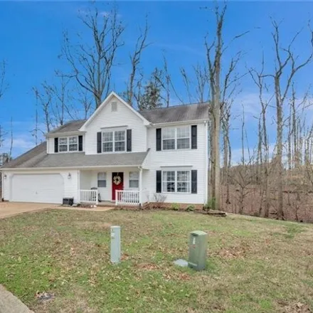 Buy this 4 bed house on 148 View Pointe Drive in Lee Hall, VA 23603