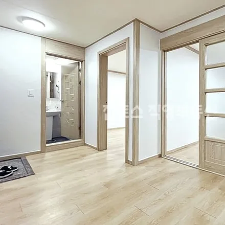 Image 1 - 서울특별시 관악구 신림동 100-15 - Apartment for rent