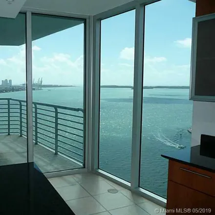 Image 2 - 335 South Biscayne Boulevard - Apartment for rent