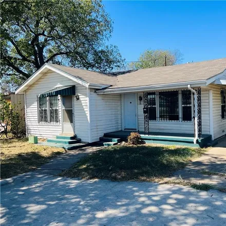 Rent this 3 bed house on 400 Cherry Street in Waco, TX 76704