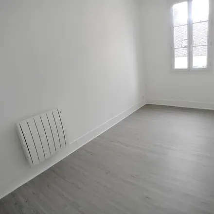 Rent this 3 bed apartment on 892 Rue Charles de Gaulle in 76640 Terres-de-Caux, France