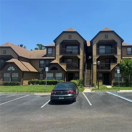 Rent this 2 bed condo on 303 Forest Way Circle in Altamonte Springs, FL 32701