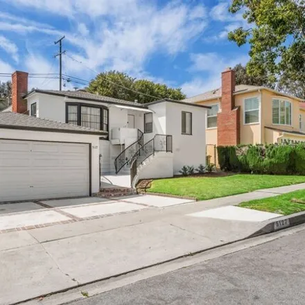 Buy this 4 bed house on 5127 Parkglen Avenue in View Park-Windsor Hills, CA 90043