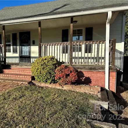 Buy this 2 bed house on 51 Cross Street in Marion, NC 28752