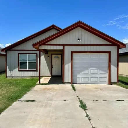 Rent this 3 bed house on 514 82nd Street in Lubbock, TX 79404