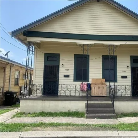 Rent this 3 bed house on 1934 Spain Street in Faubourg Marigny, New Orleans