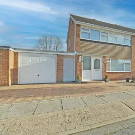 Buy this 3 bed duplex on Kepwick Close in Middlesbrough, TS5 7JL