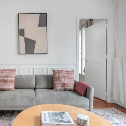 Image 3 - 41 t Rue du Mont Cenis, 75018 Paris, France - Apartment for rent